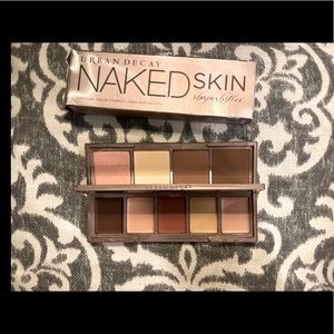 Urban decay Skin tone pallet. New never used!